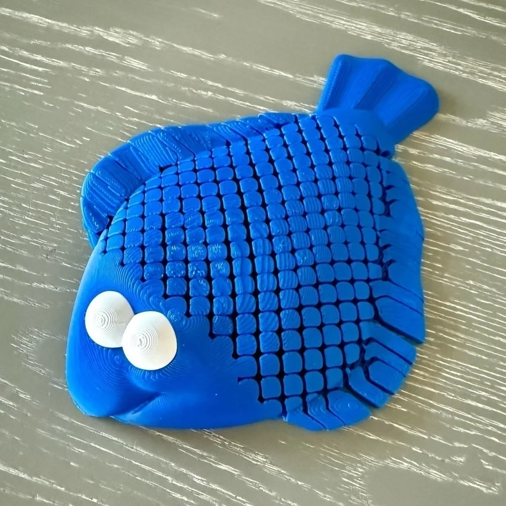 3D printed flexi Blue Fish Pet Toy